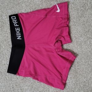 girls pink nike pro shorts